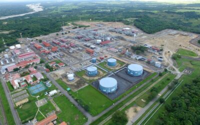 Mientras el mundo busca petróleo desesperadamente, Colombia quiere dejarlo atrás