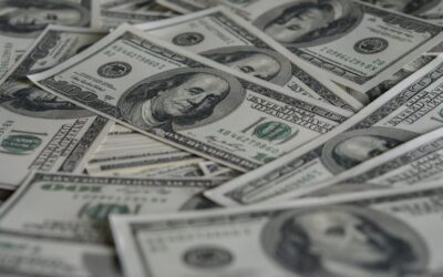 Dólar sigue disparado y cerró la jornada por encima de los $5.000 nuevamente 