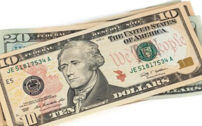 El peso comienza la semana como la tercera moneda más devaluada frente el dólar