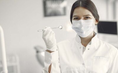 Impulsando el Bienestar Empresarial: Cuidando la Salud Bucal en el Entorno Laboral