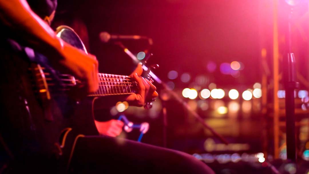 Impacto cultural y fiscal de los artistas extranjeros