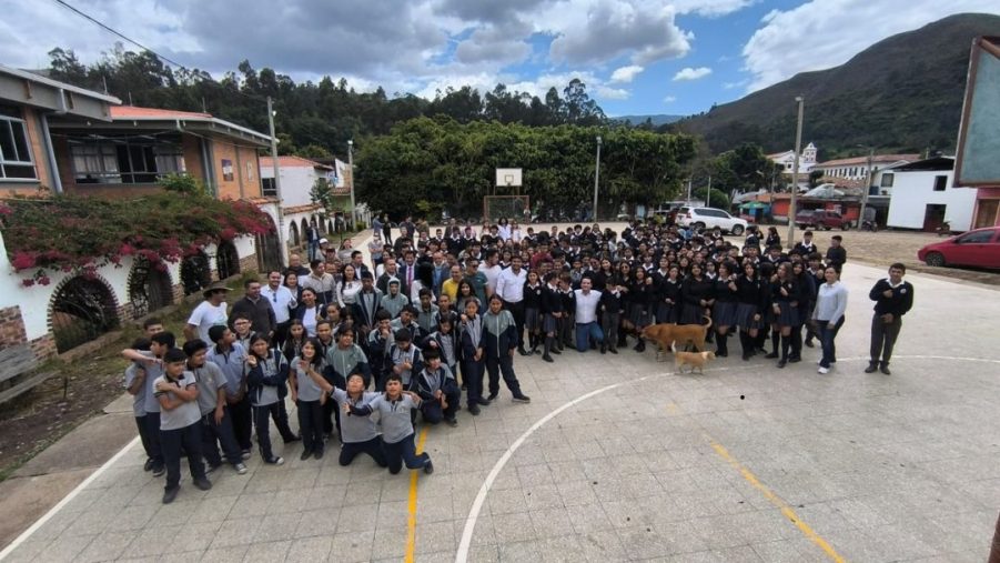 ¿Cómo superar el reto del agua potable en Colombia?