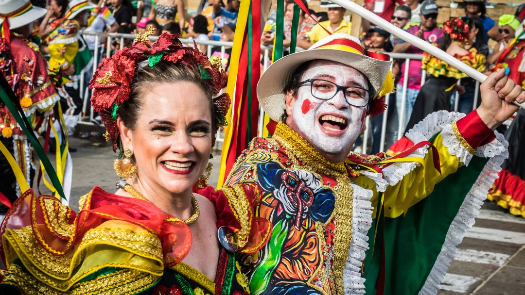 Carnaval de Barranquilla 2024 impulsa la economía con más de 850.000 millones de pesos en movimiento