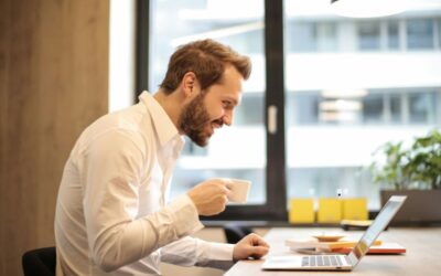 Trabajo remoto: 60% de los empleados en Colombia dice ser más productivo, pero gerentes dudan