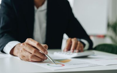 Colombia aumentará su endeudamiento al 7,1 % del PIB tras suspender la regla fiscal