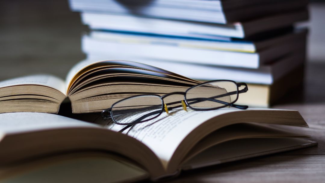 Exportaciones editoriales de Colombia crecieron 28,5 % en 2024: libros colombianos ganan terreno en el mercado internacional